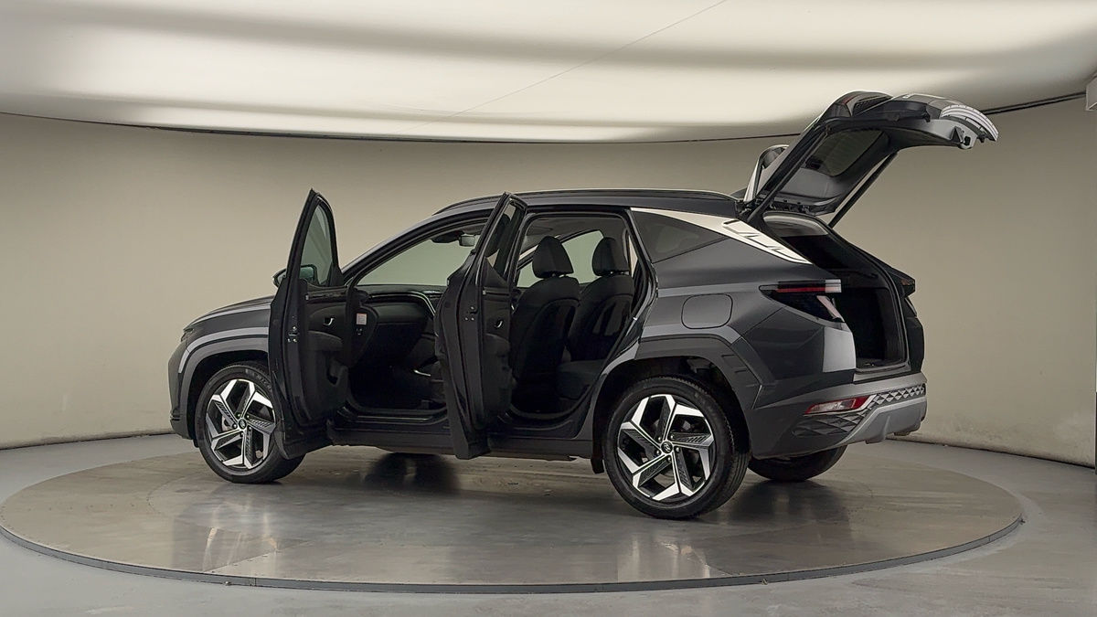 More views of Hyundai TUCSON
