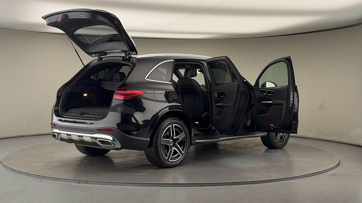 More views of Mercedes-Benz GLC