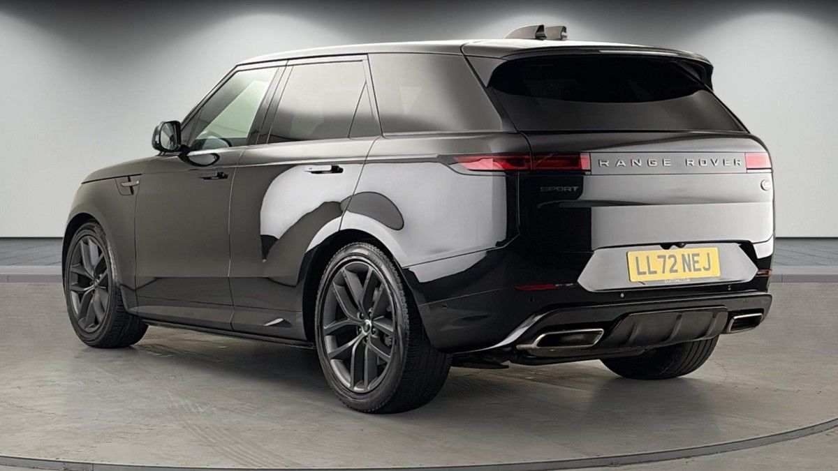 Land Rover Range Rover Sport Image 2