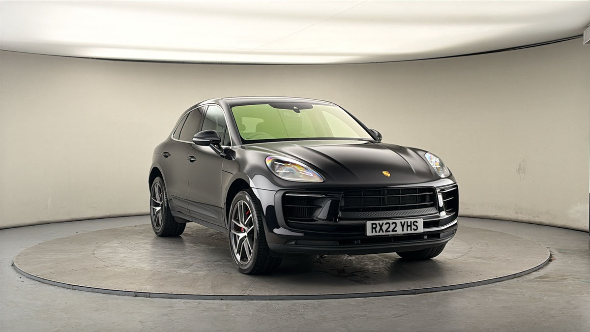 More views of Porsche Macan