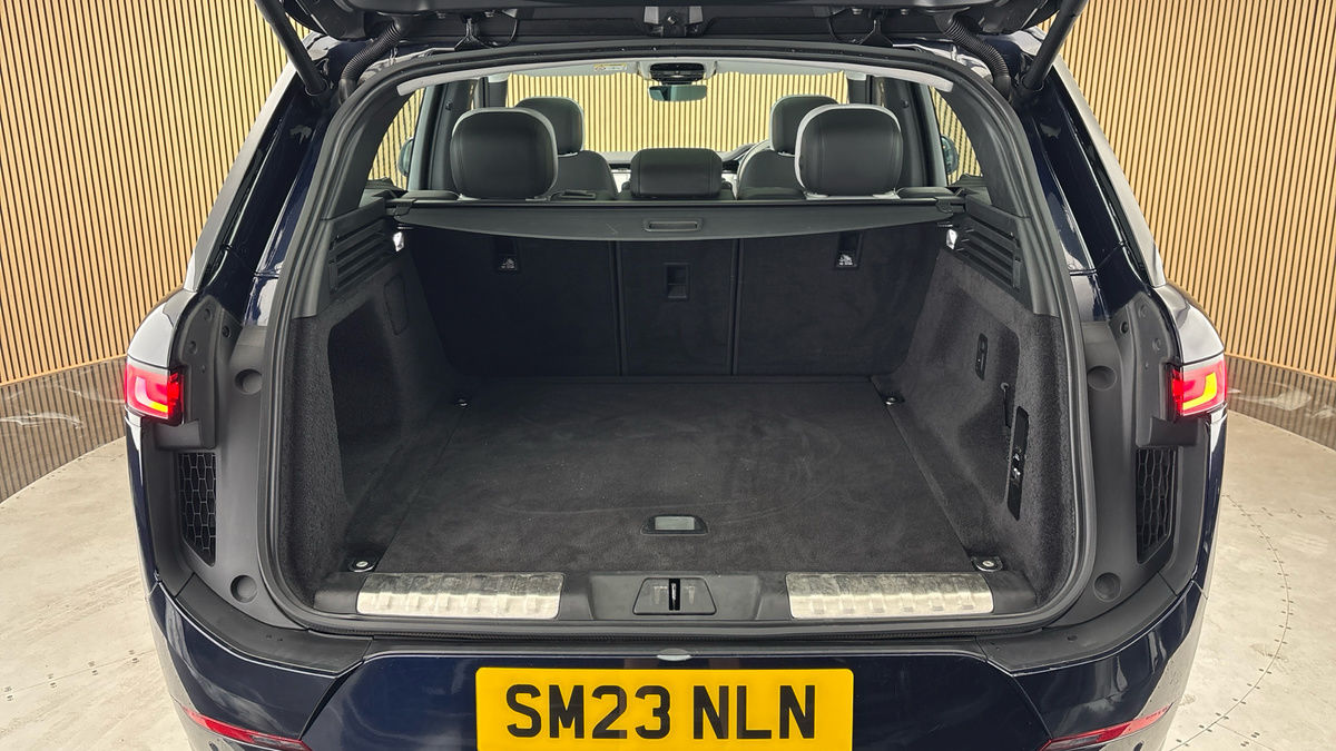 Land Rover Range Rover Sport Image 11