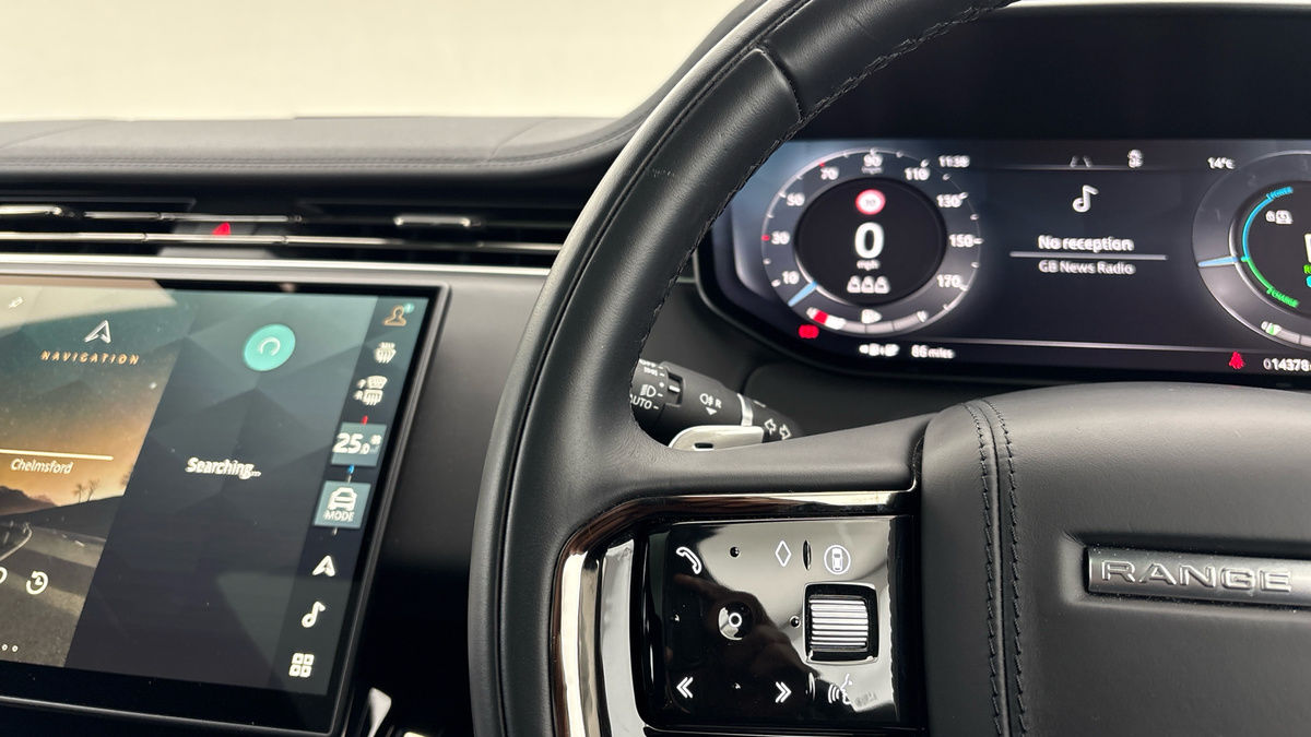 Land Rover Range Rover Sport Image 13