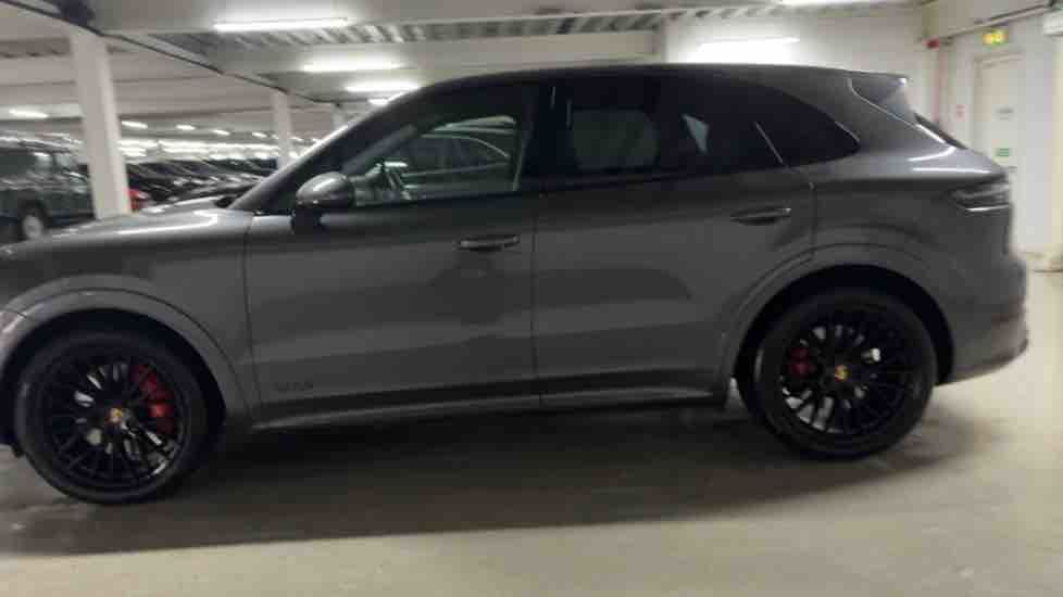More views of Porsche Cayenne