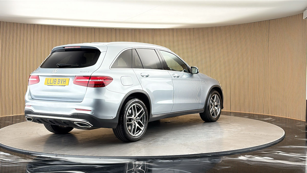 More views of Mercedes-Benz GLC