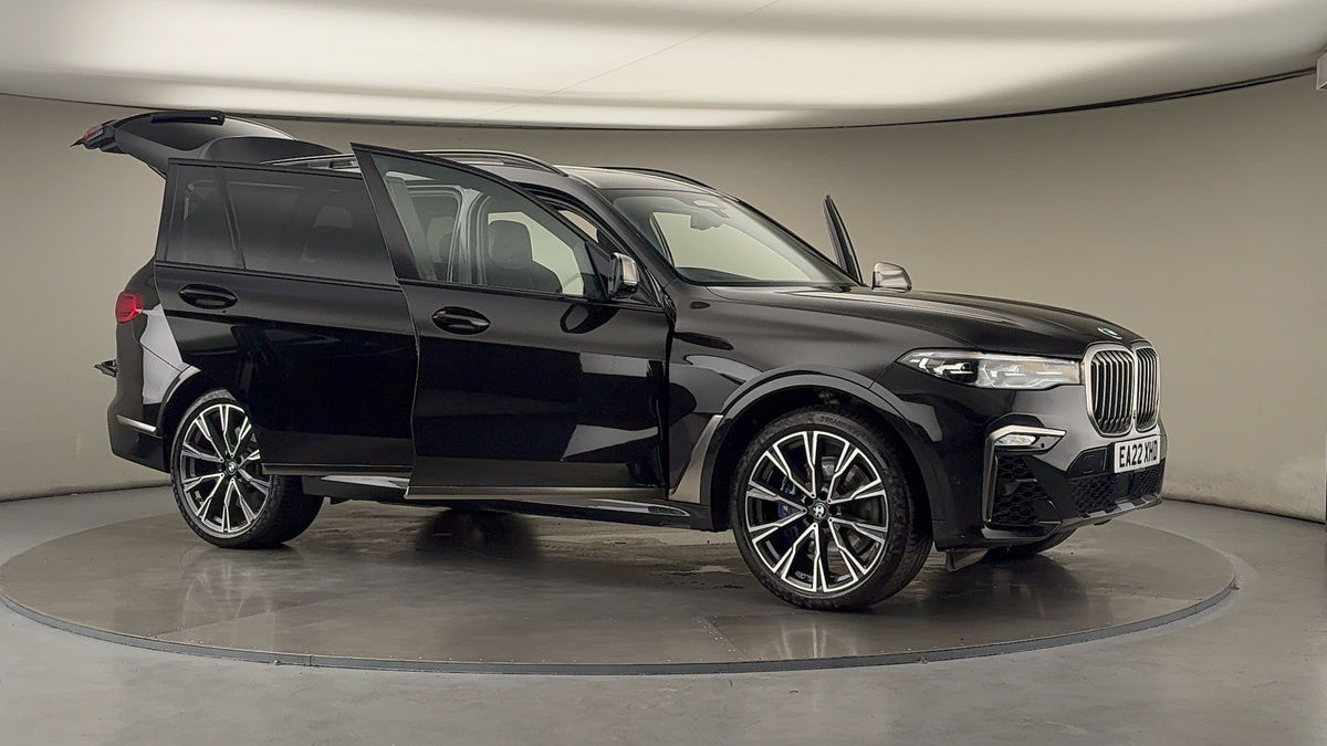 More views of BMW X7