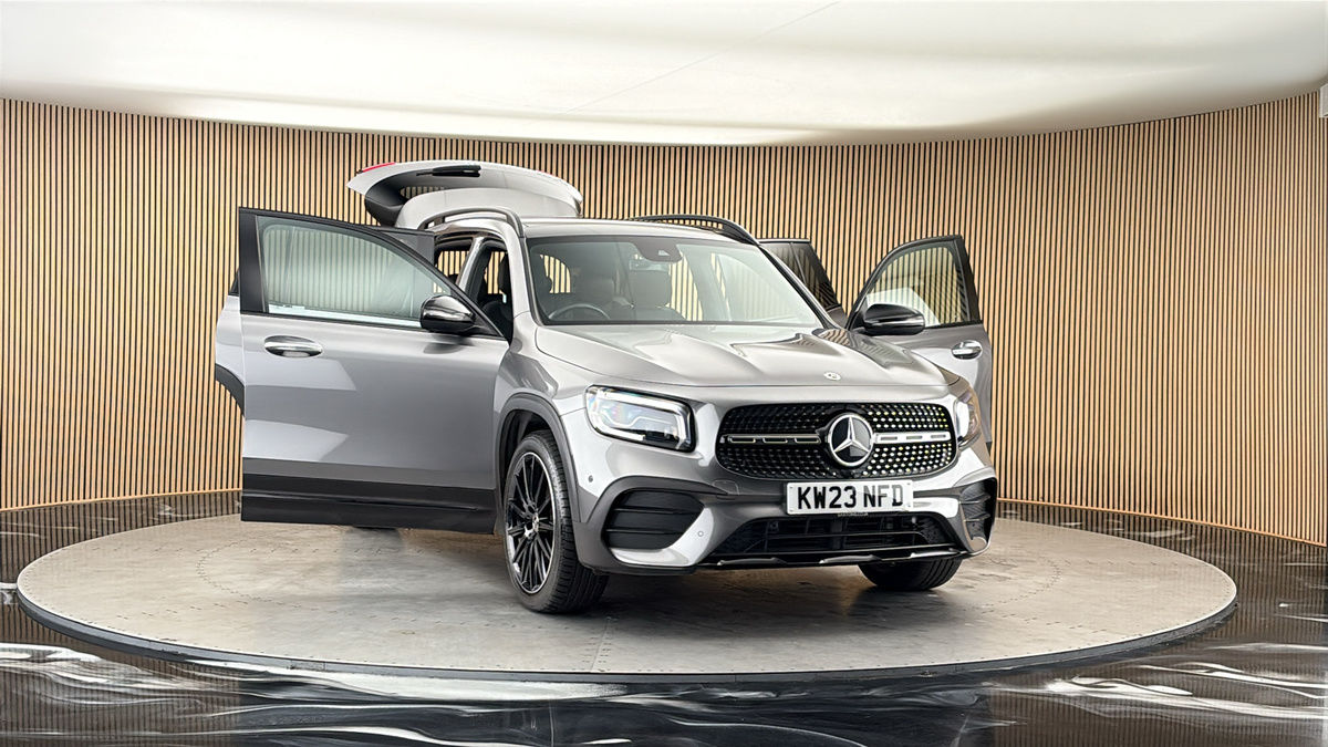 More views of Mercedes-Benz GLB