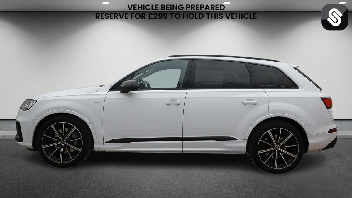 Audi Q7 Image 6
