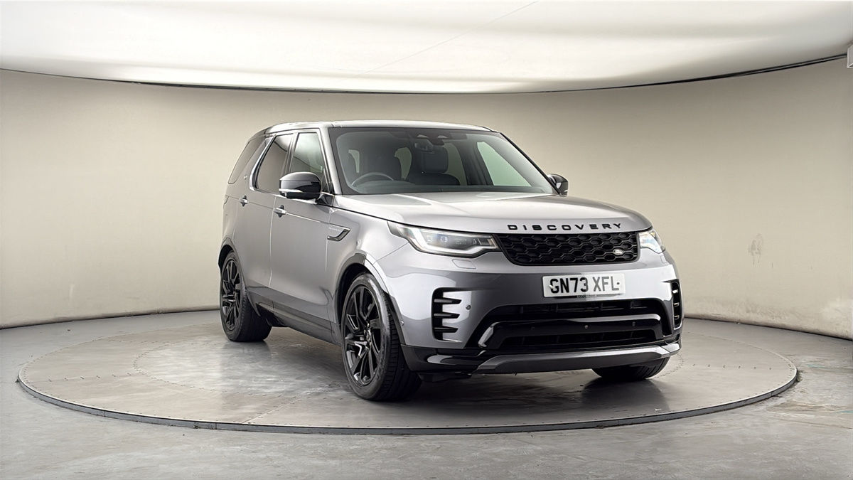 More views of Land Rover Discovery