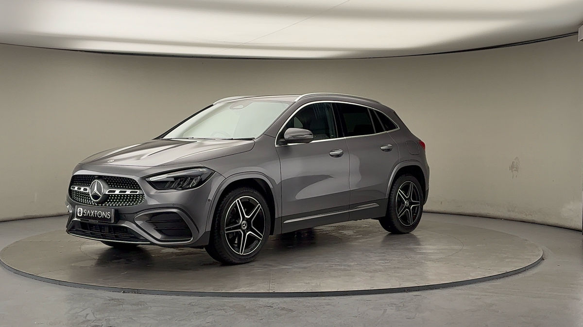 Mercedes-Benz GLA Image 20