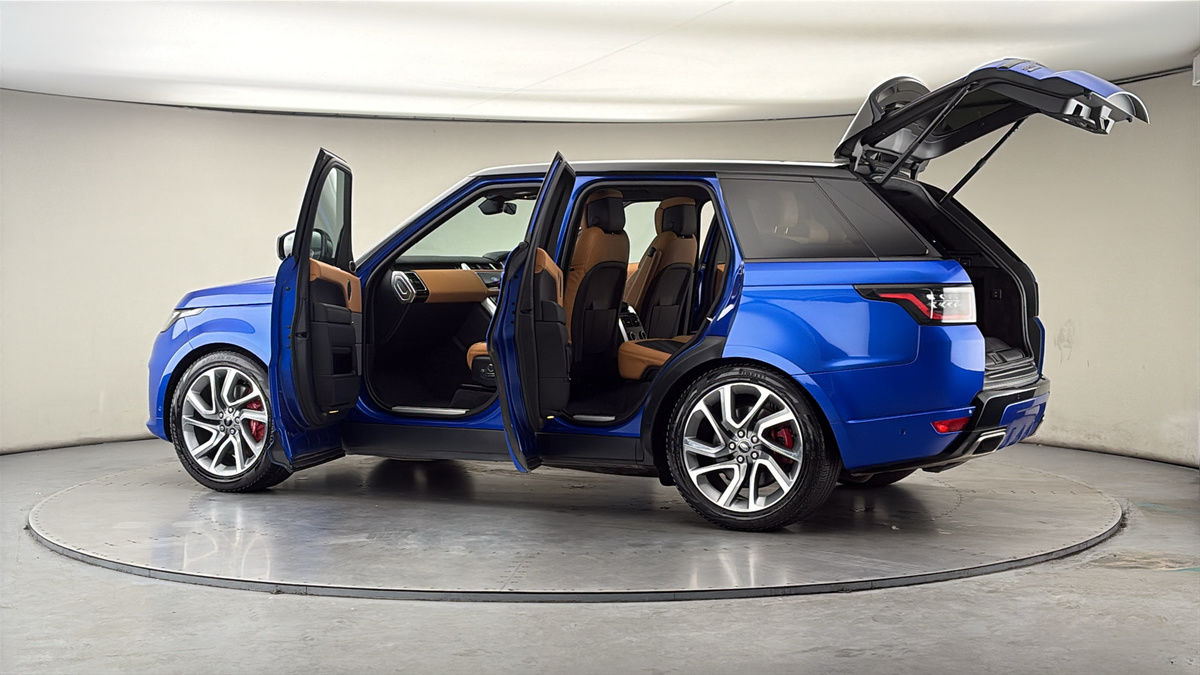 More views of Land Rover Range Rover Sport