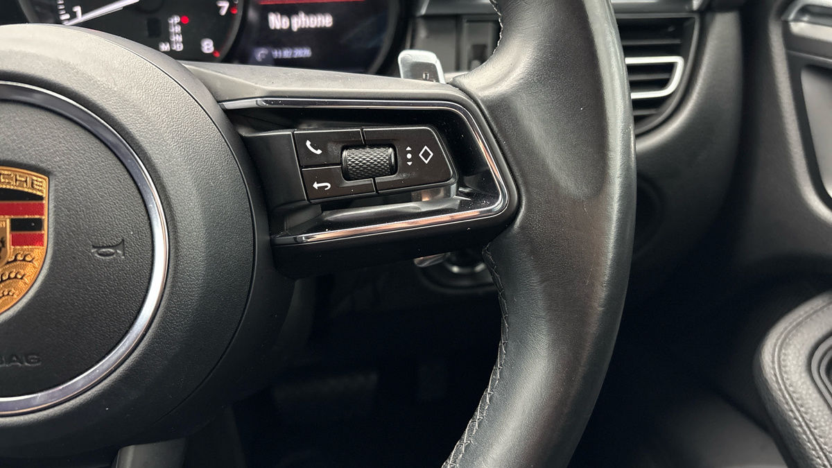 Porsche Macan Image 14