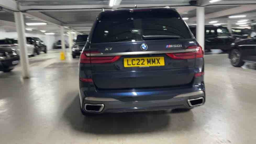 More views of BMW X7