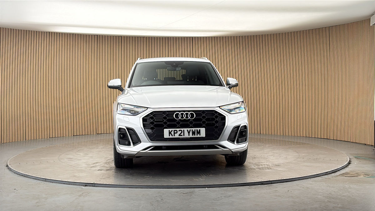 More views of Audi Q5