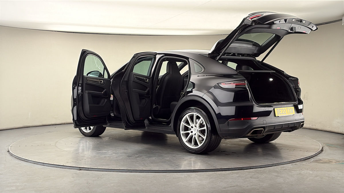 More views of Porsche Cayenne