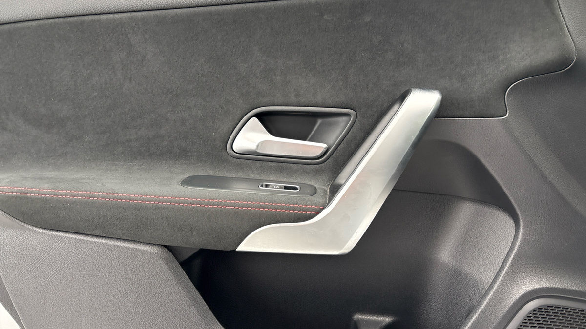 Mercedes-Benz A Class Image 19