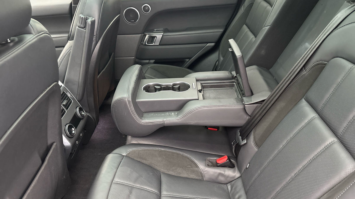 Land Rover Range Rover Sport Image 9