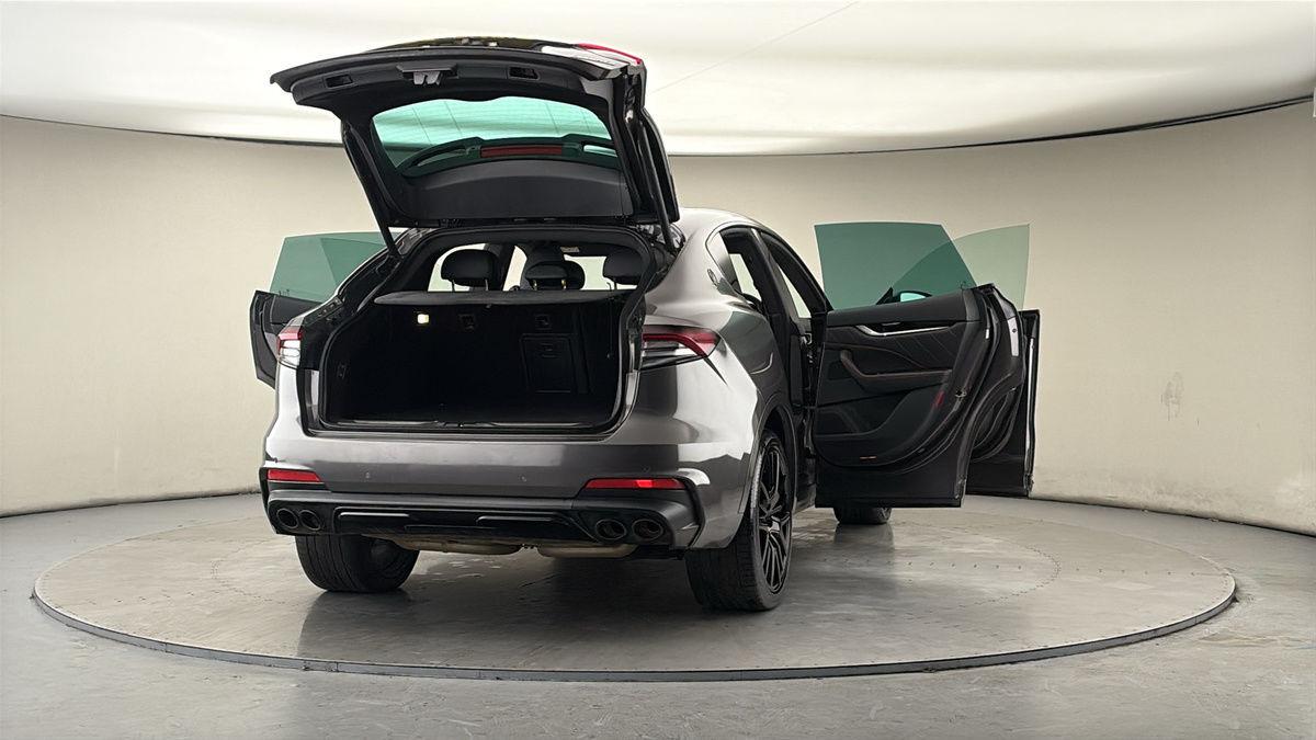 More views of Maserati Levante