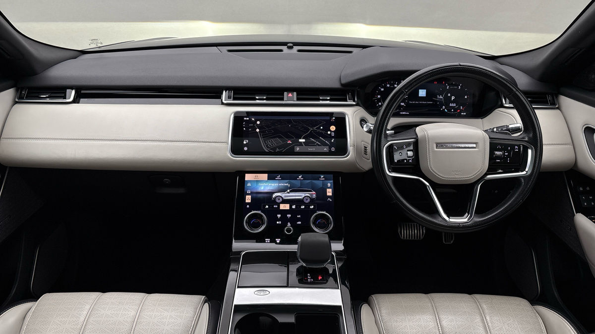 Land Rover Range Rover Velar Image 12