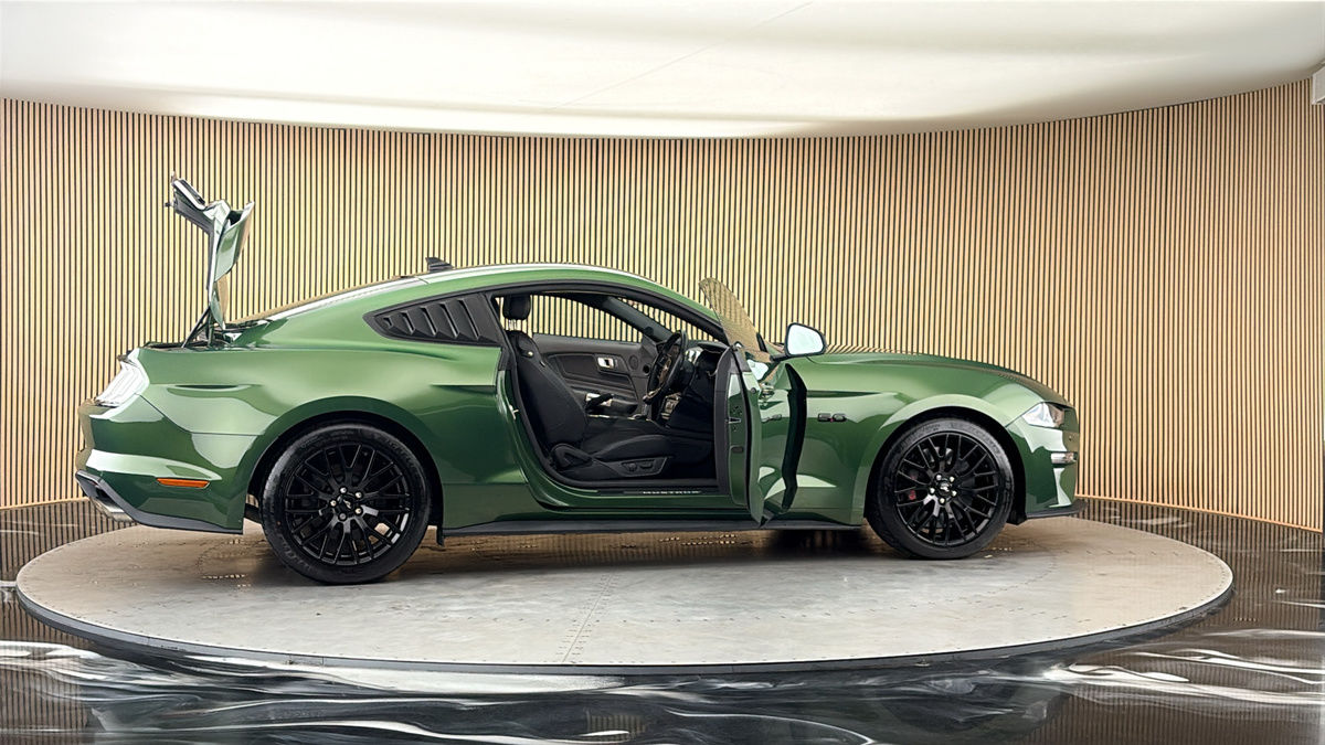 More views of Ford Mustang