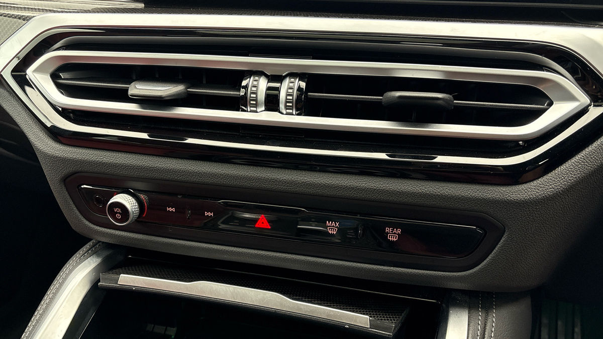 BMW i4 Image 31