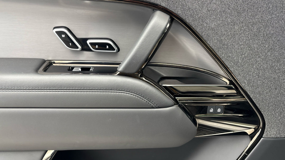 Land Rover Range Rover Sport Urban Image 19