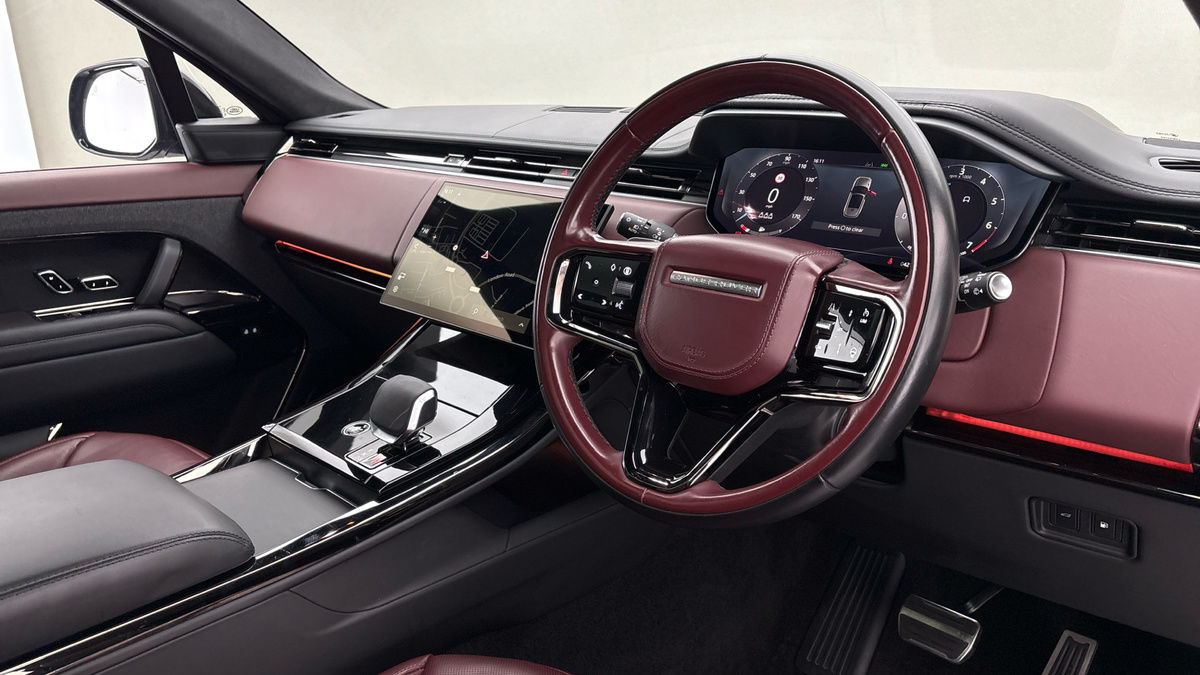 Land Rover Range Rover Sport Image 5