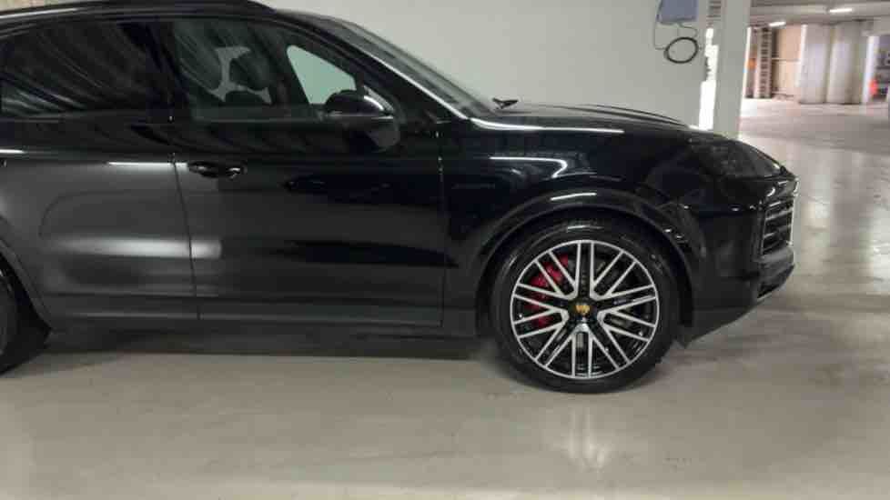 More views of Porsche Cayenne