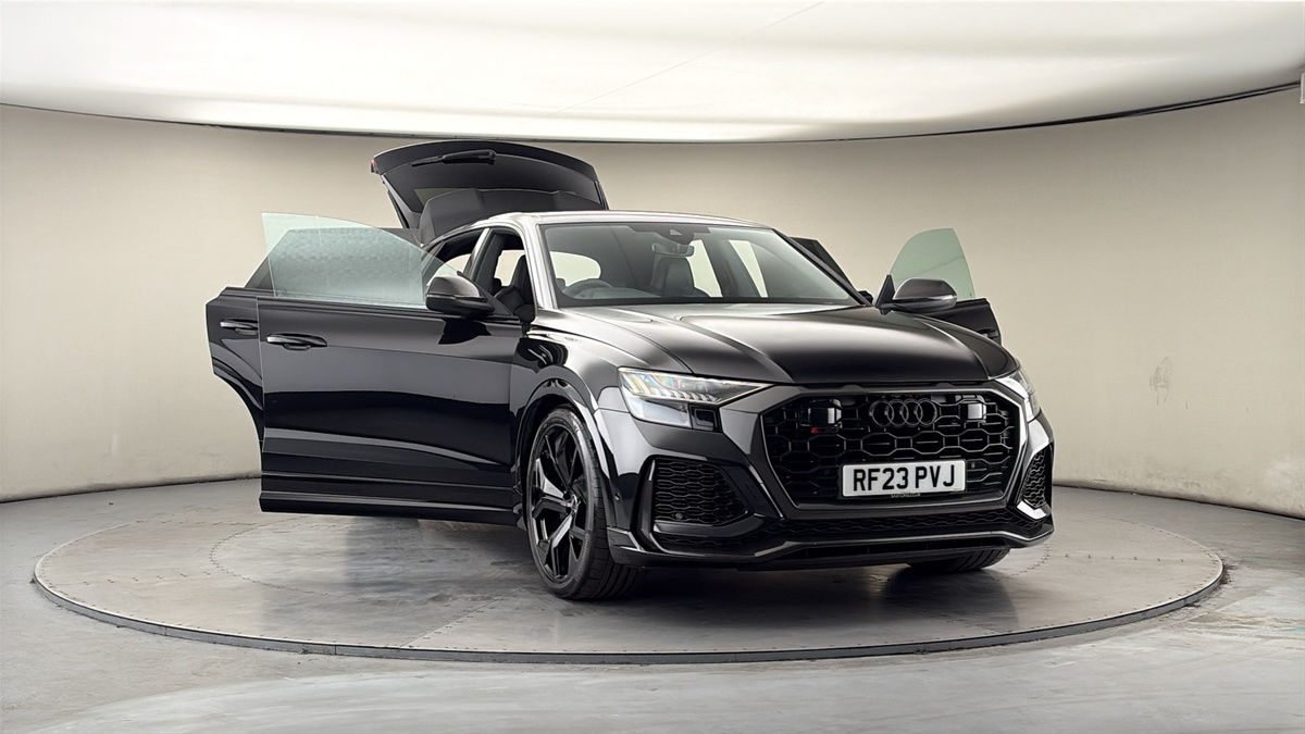 More views of Audi RSQ8