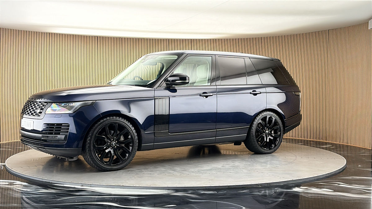 More views of Land Rover Range Rover