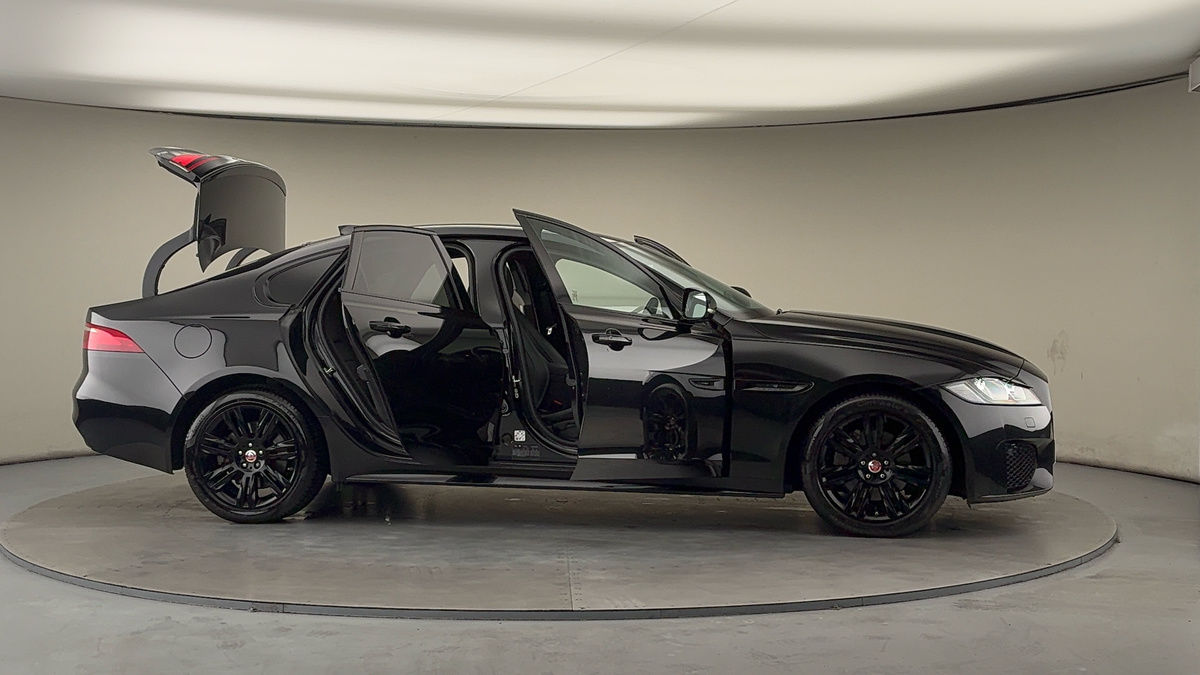 More views of Jaguar XF