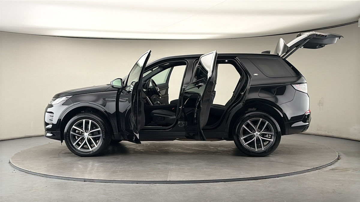 More views of Land Rover Discovery Sport