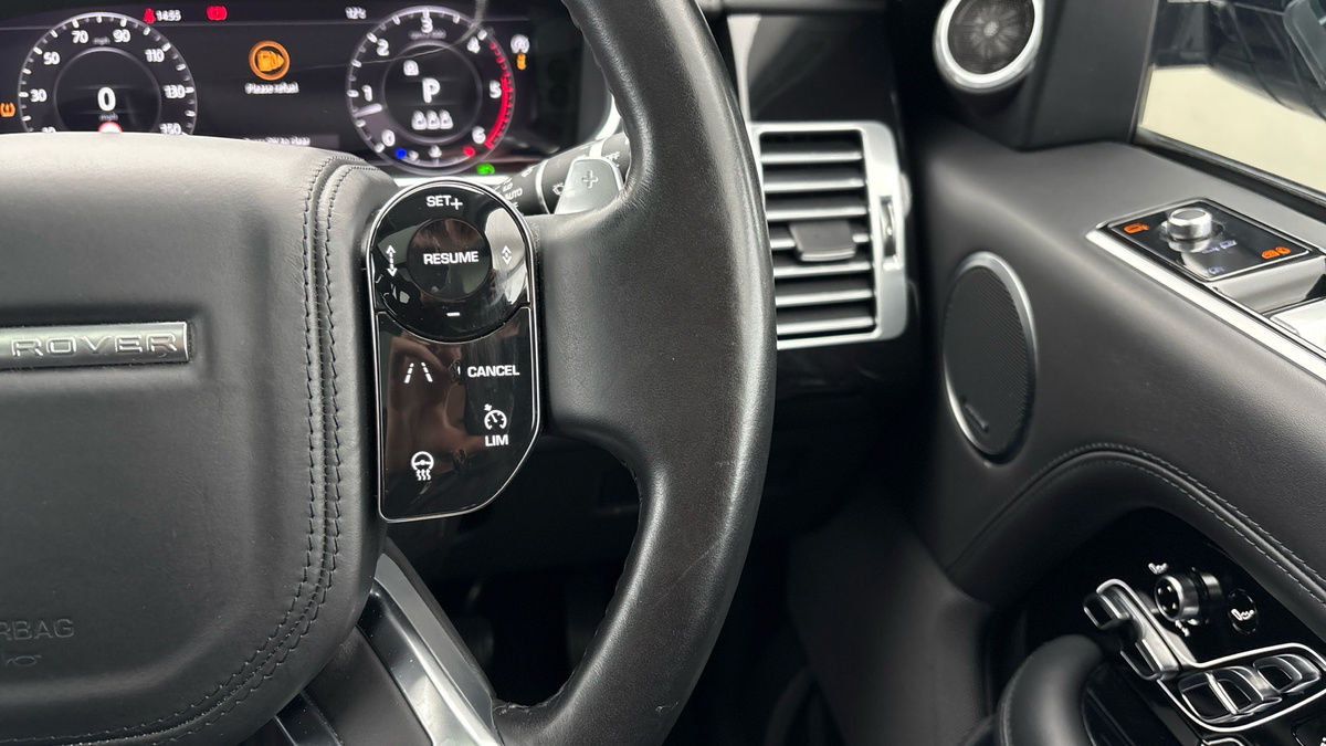 Land Rover Range Rover Image 14