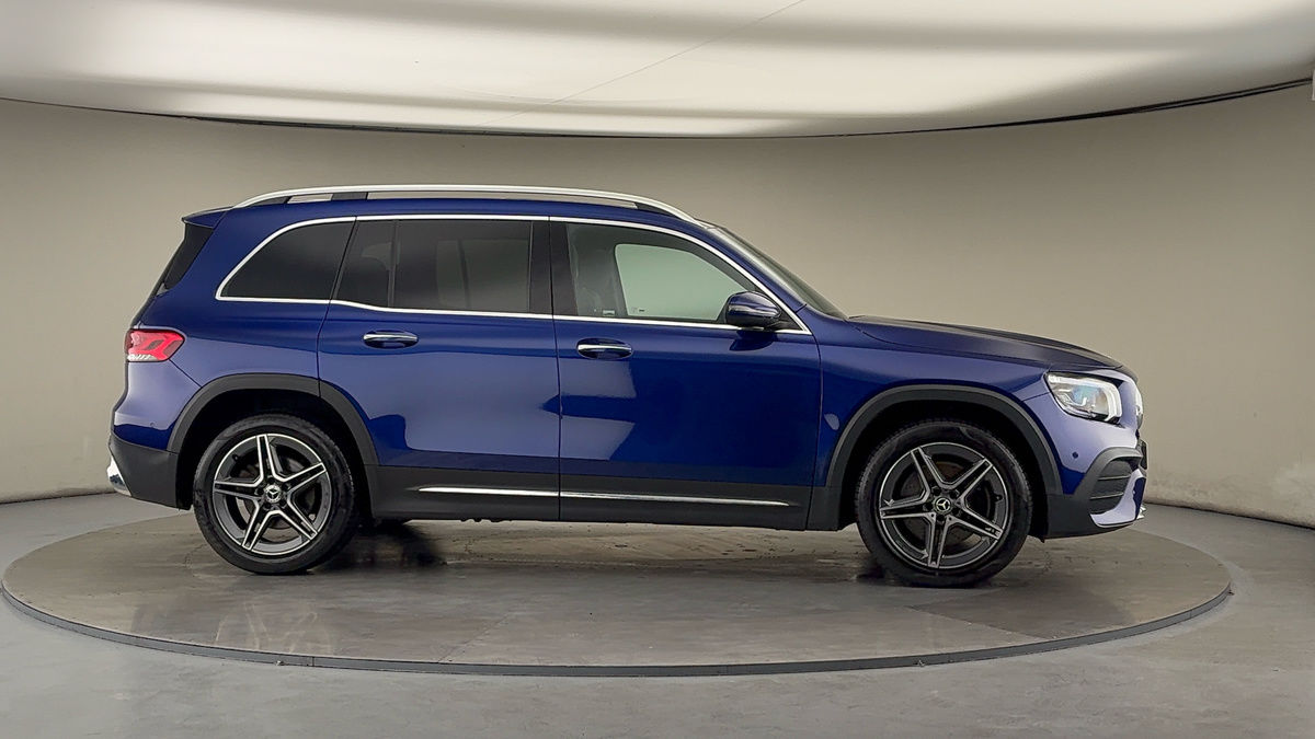 More views of Mercedes-Benz GLB