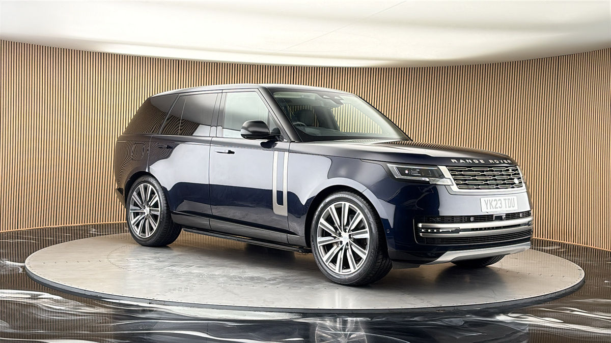 More views of Land Rover Range Rover
