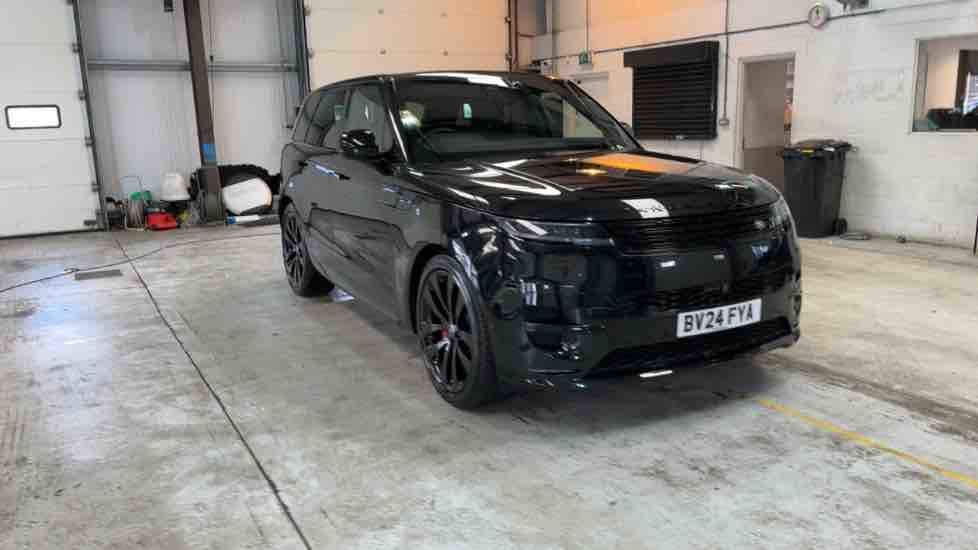 More views of Land Rover Range Rover Sport
