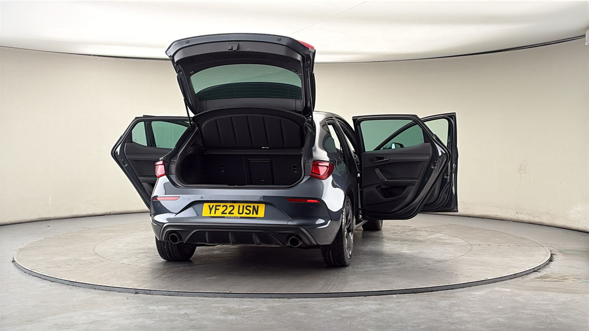 More views of CUPRA Leon