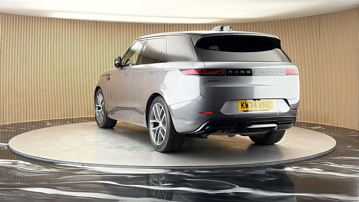 More views of Land Rover Range Rover Sport