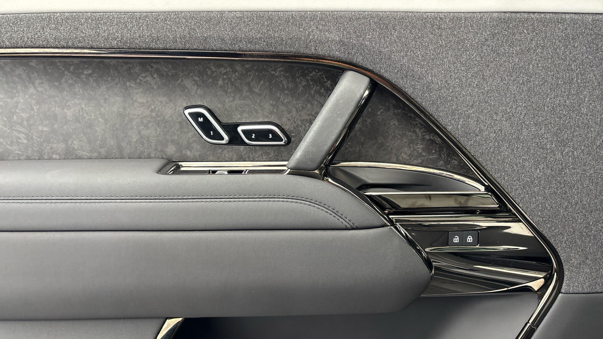 Land Rover Range Rover Sport Image 19