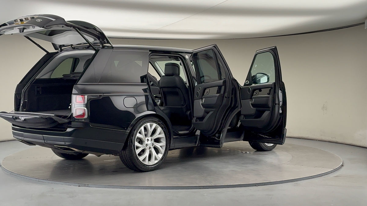 More views of Land Rover Range Rover