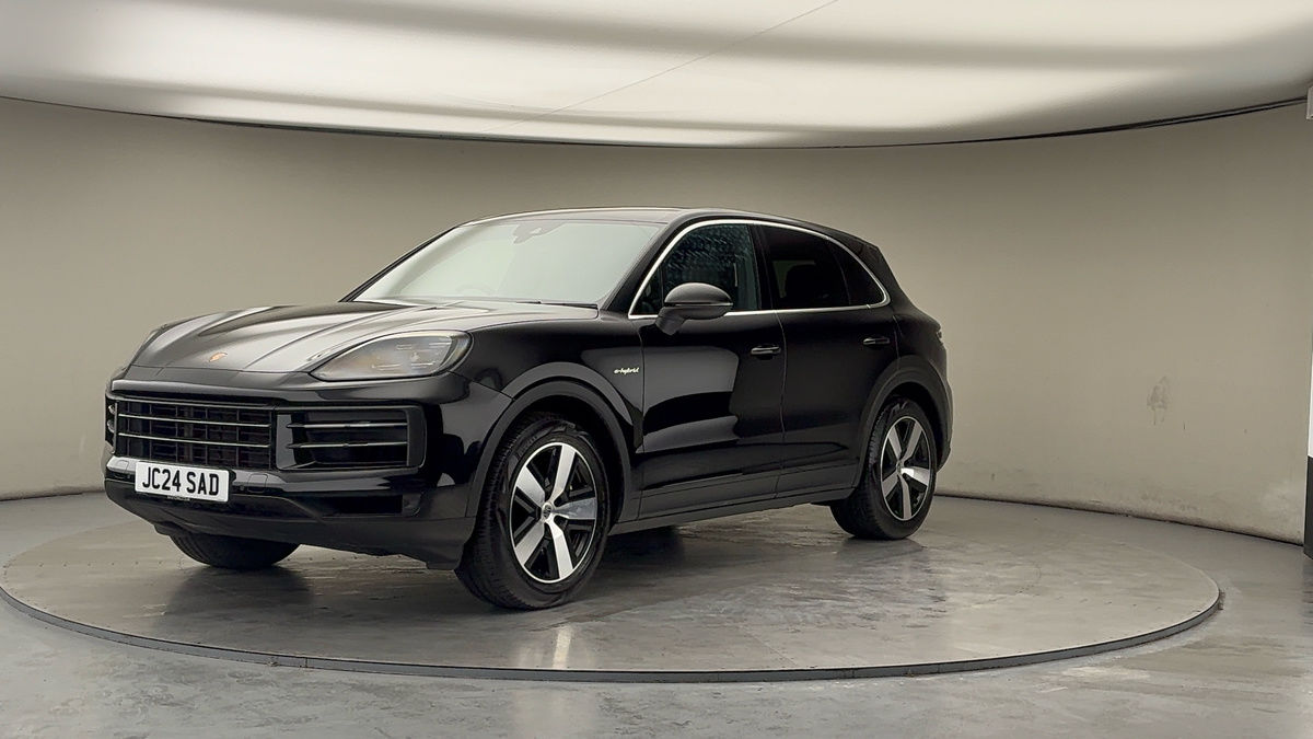 More views of Porsche Cayenne