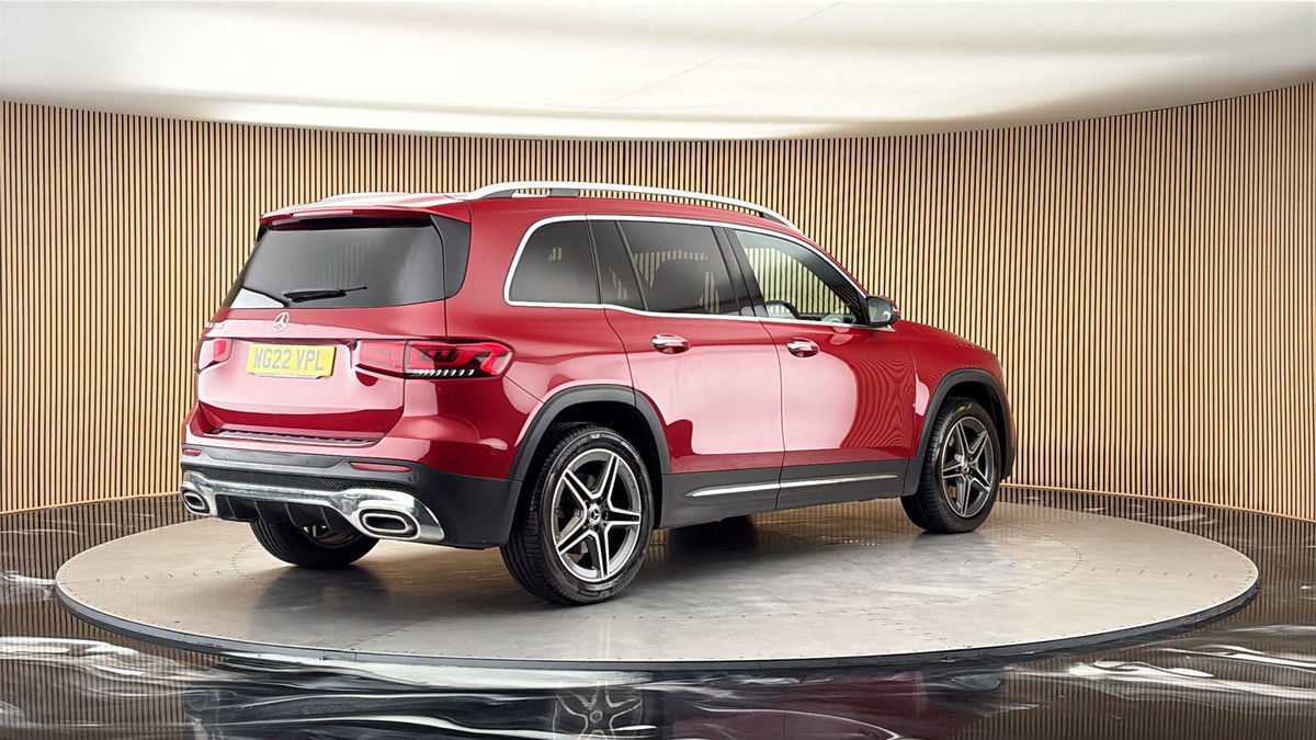 Mercedes-Benz GLB Image 21