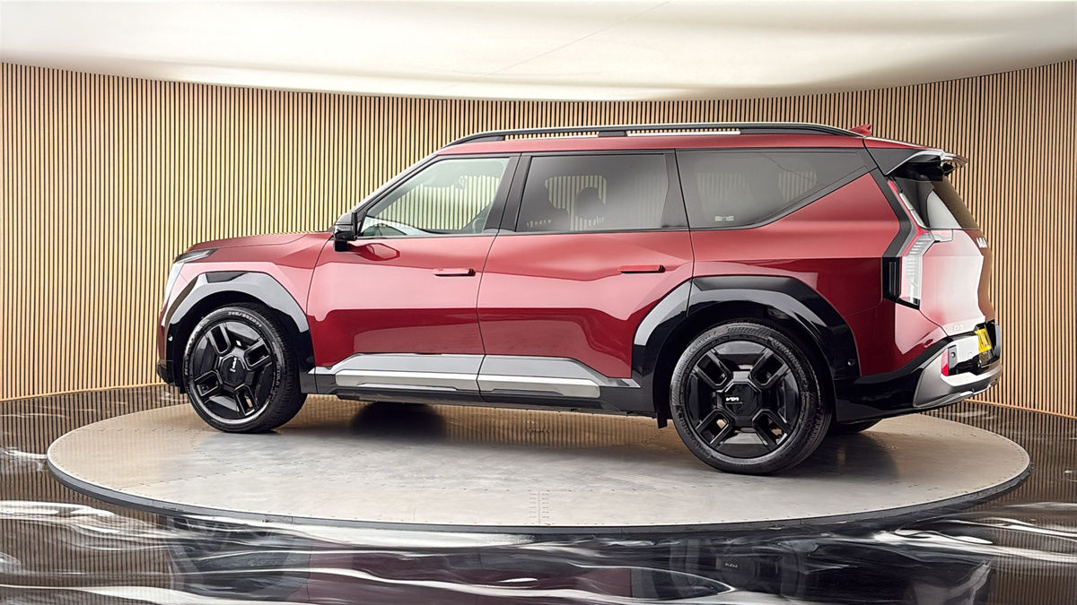 More views of Kia EV9