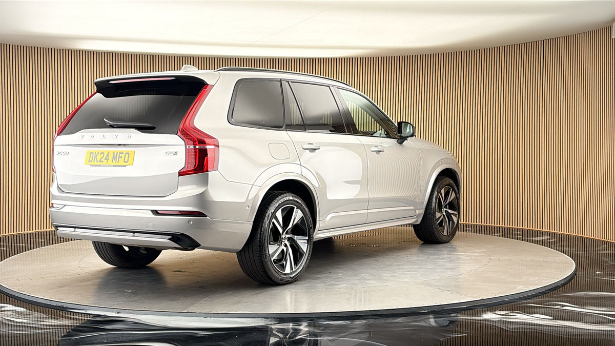 More views of Volvo XC90