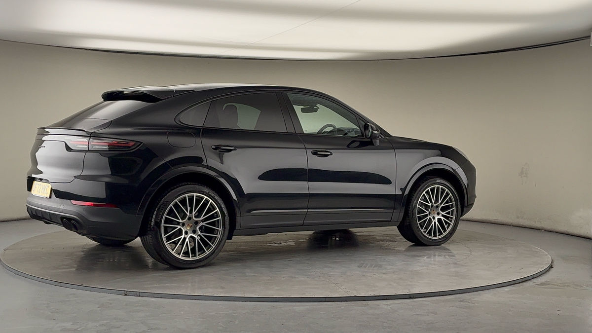 More views of Porsche Cayenne