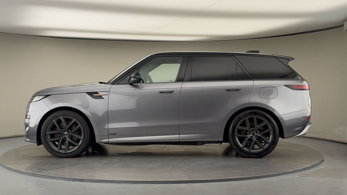 Land Rover Range Rover Sport Image 15