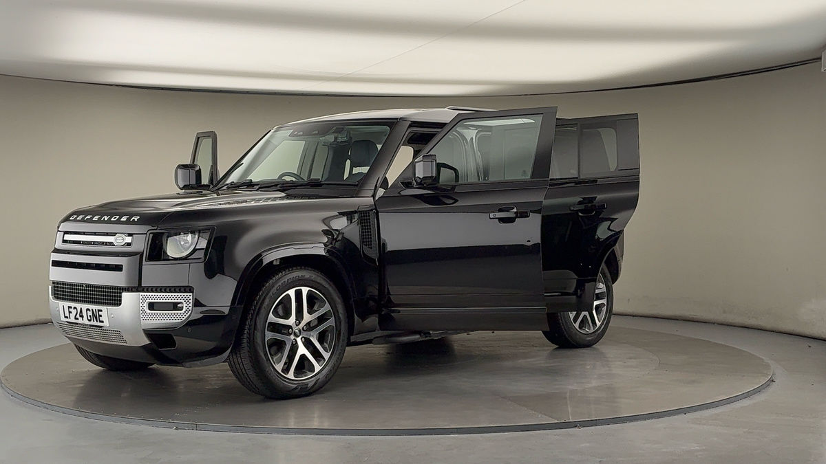 More views of Land Rover Defender 110