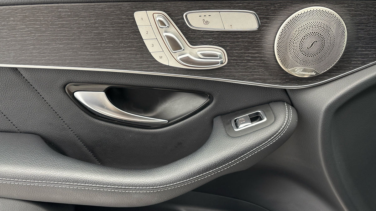 Mercedes-Benz GLC Image 19