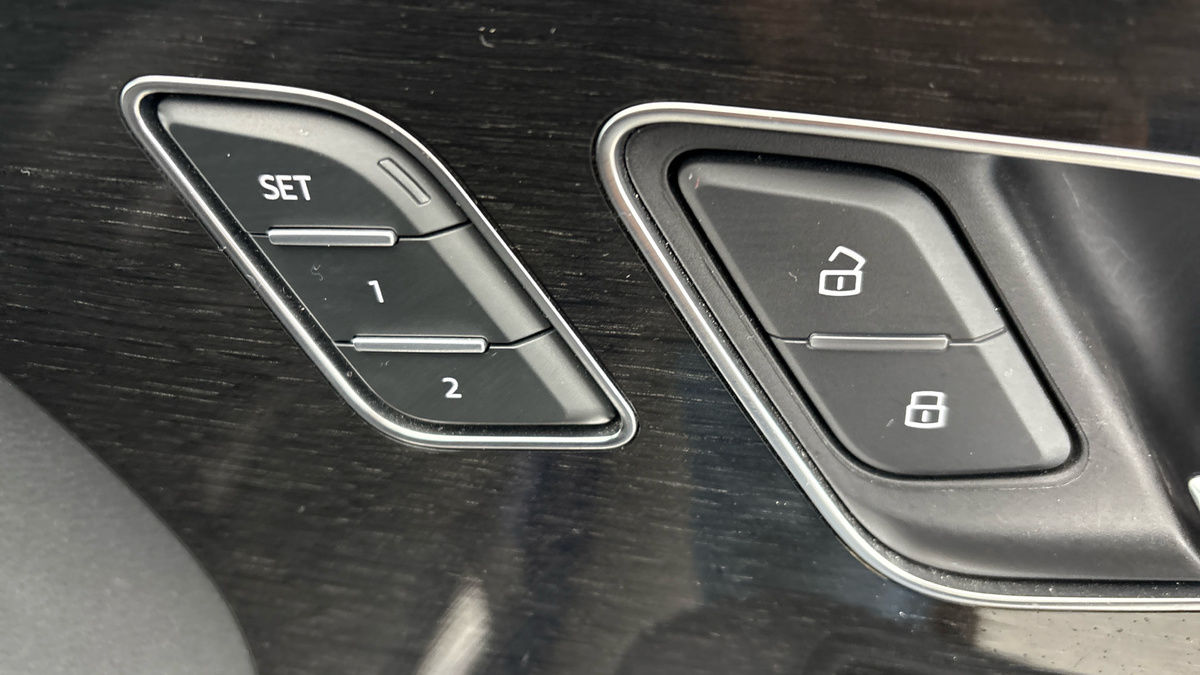 Audi Q7 Image 26