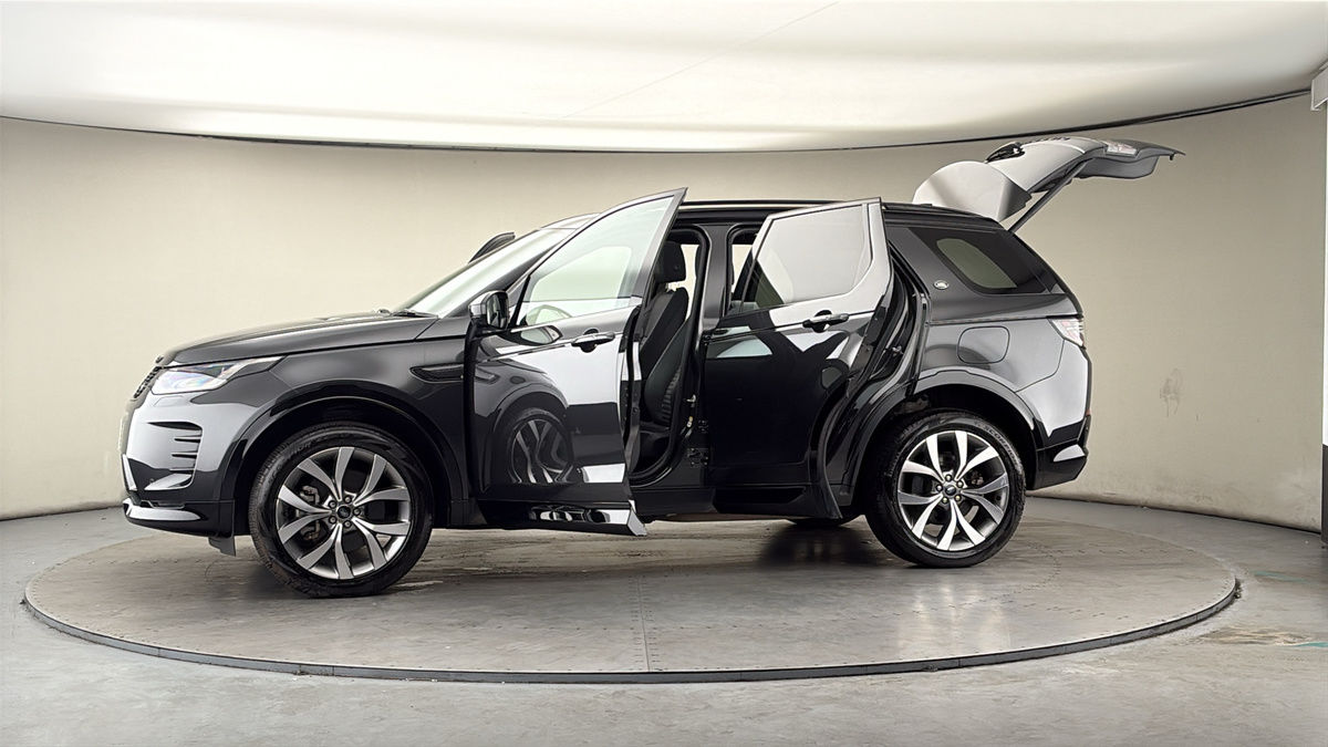 More views of Land Rover Discovery Sport
