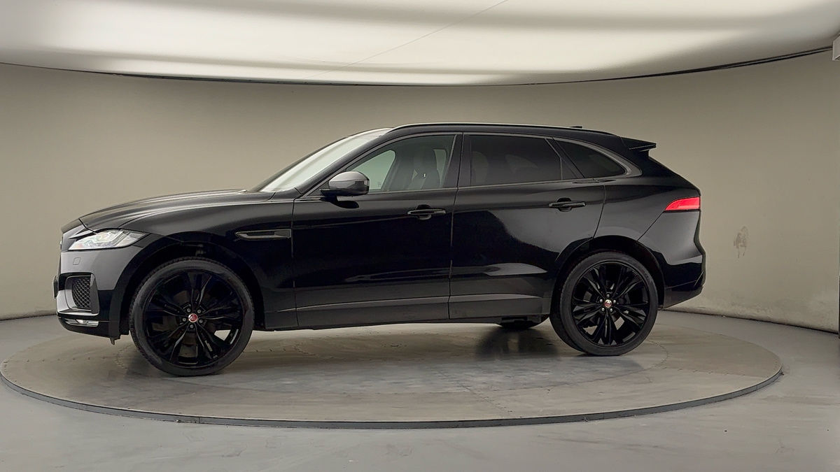 More views of Jaguar F-PACE